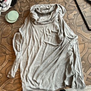 Gray Neiman Marcus turtleneck